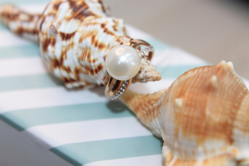 Кольцо с жемчугом